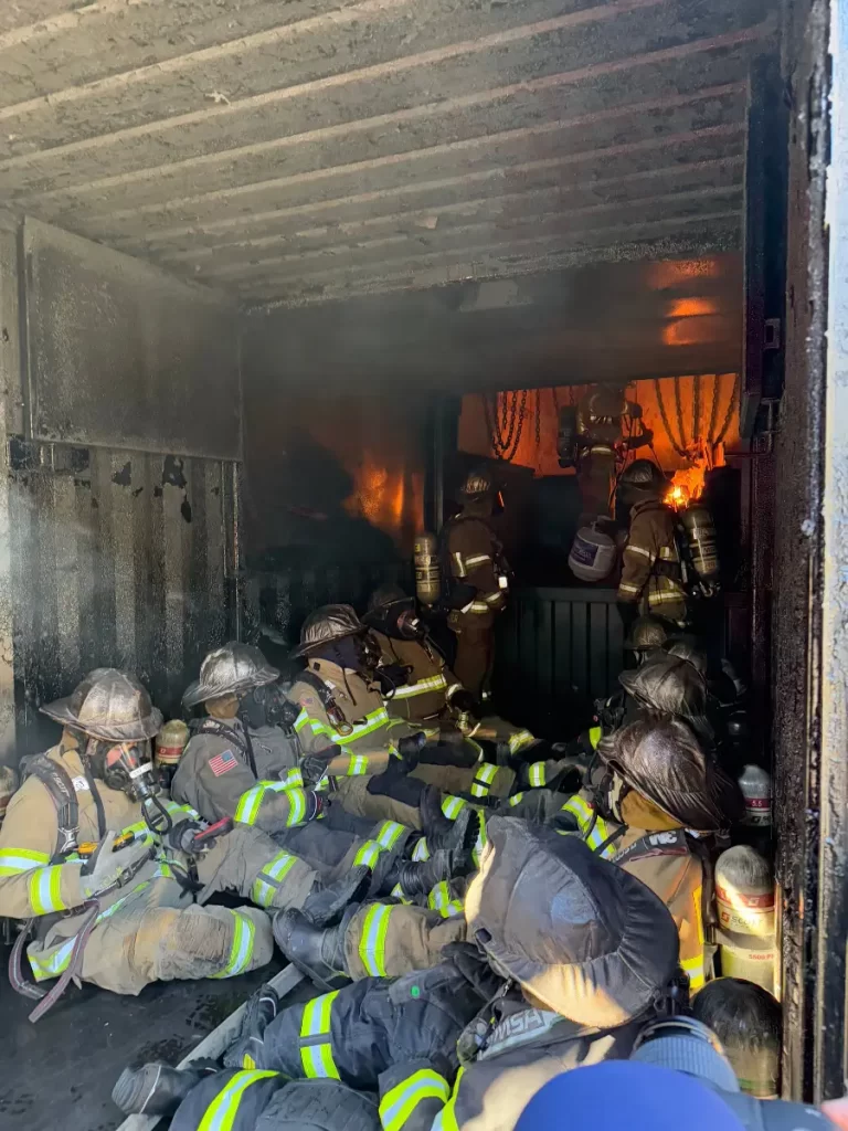 Arctic breathing air compressors for firefighters